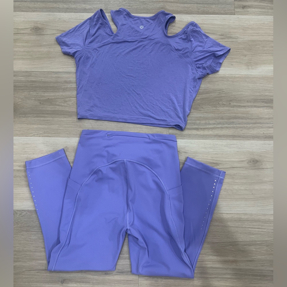 Lululemon set leggings size 6 and Crop top no tag either S or M 💜